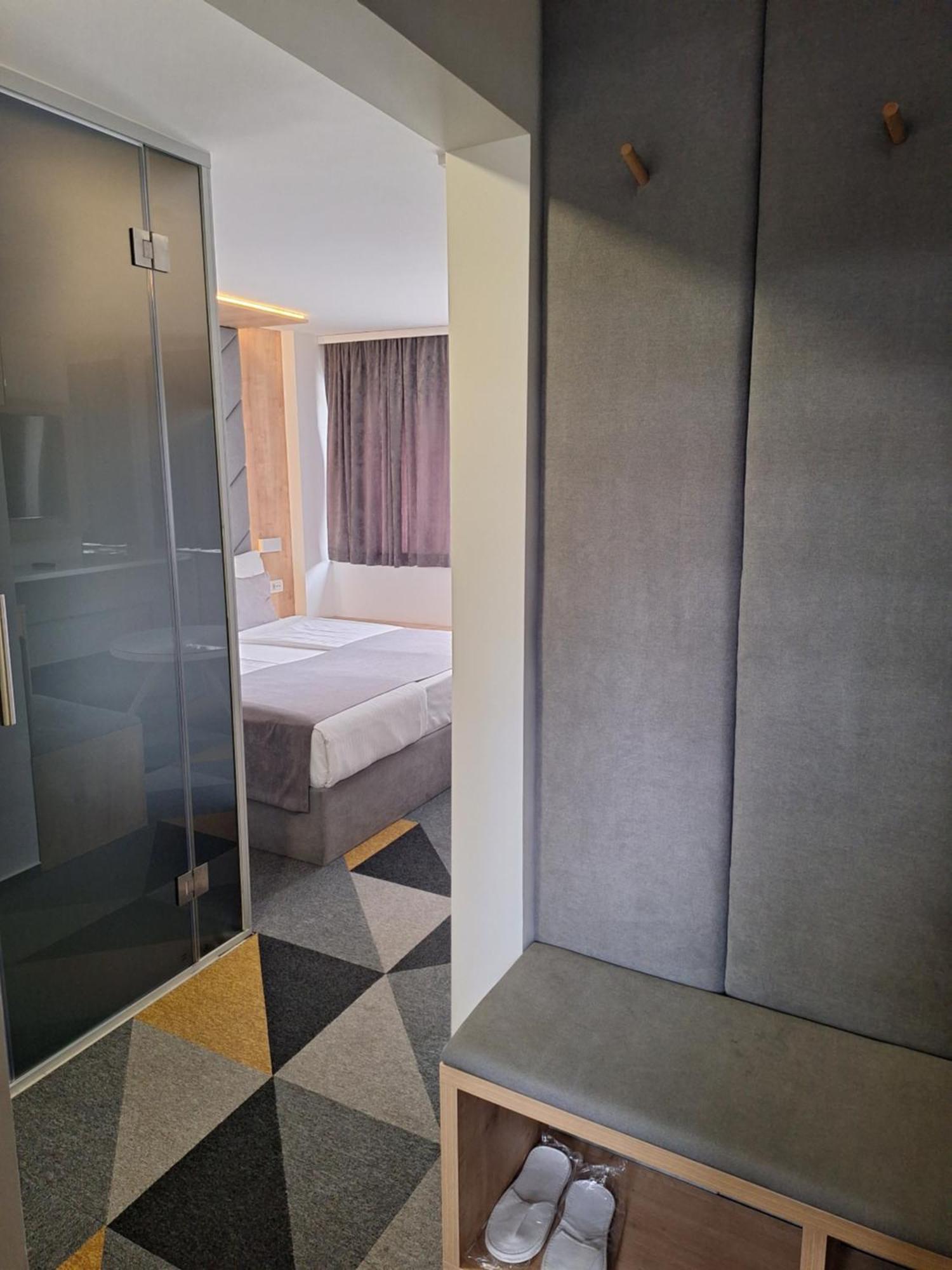 Hotel Boutique Bristol Szarajevó Kültér fotó