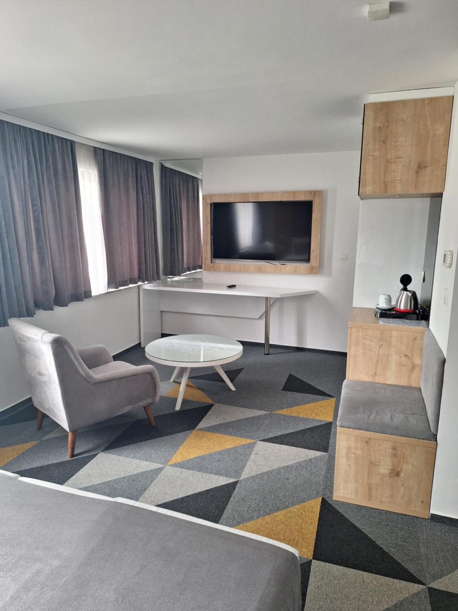 Hotel Boutique Bristol Szarajevó Kültér fotó